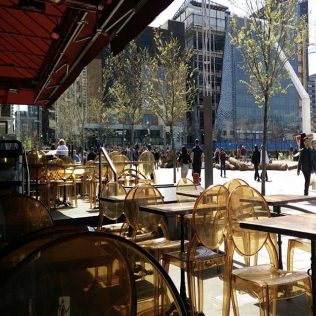 SEATING PLAZA