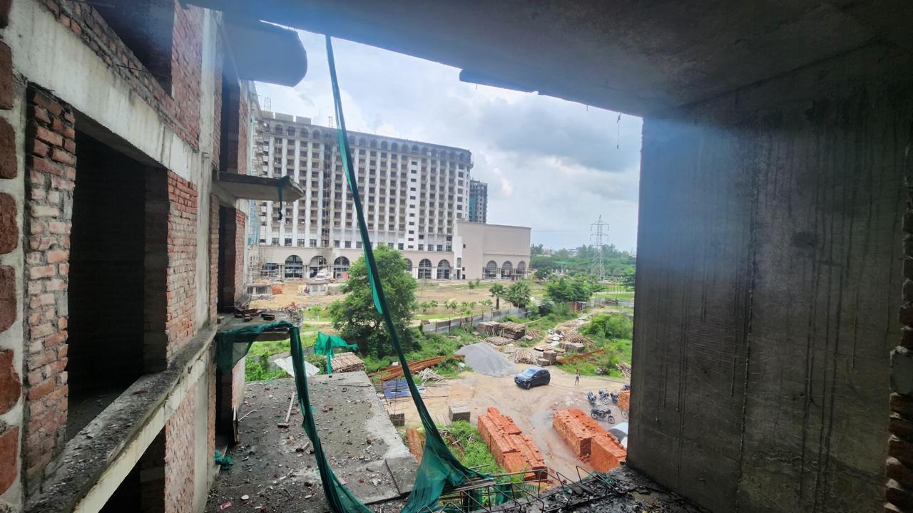 Omaxe Hazratganj Residency